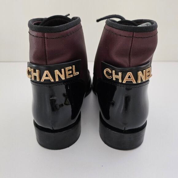 Chanel Burgundy/Black CC Cap Toe Ankle Boots Size US 7.5 /  EU 37.5 - Picture 3 of 8